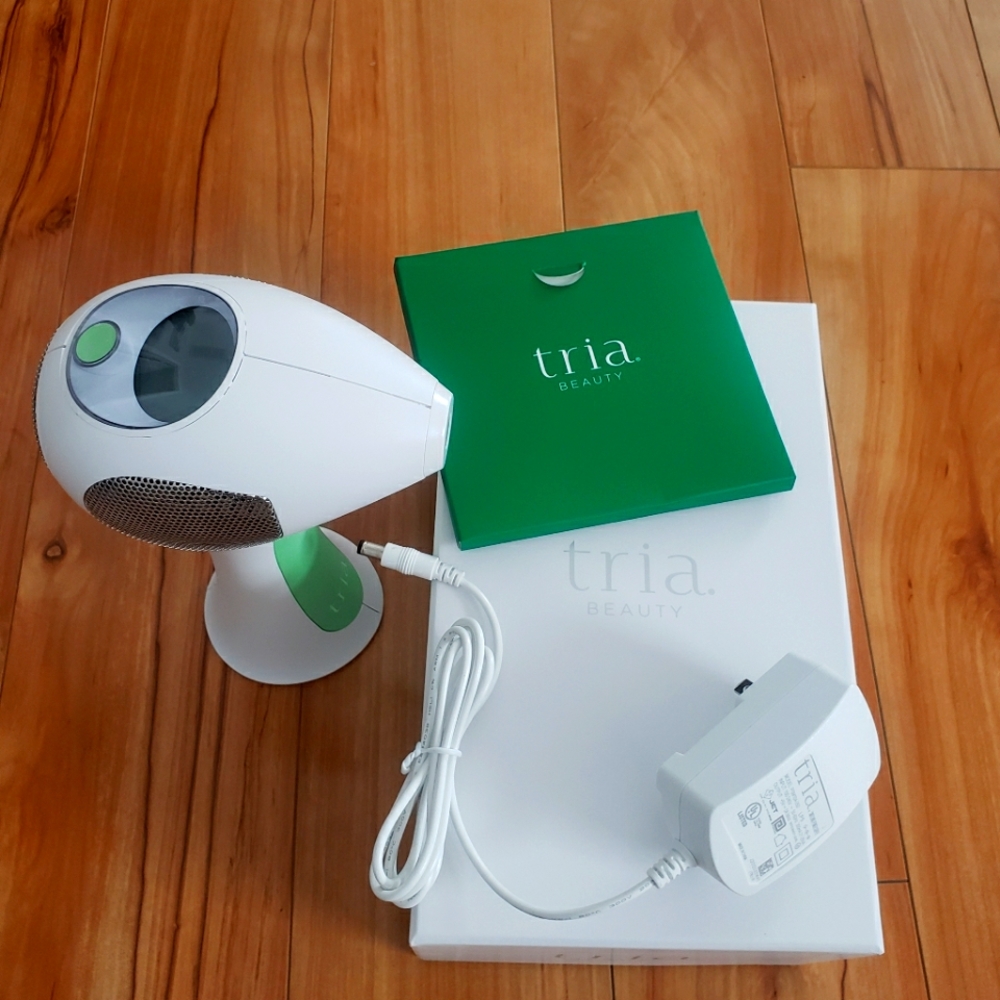 Tria 4x laser hair removal device - like new